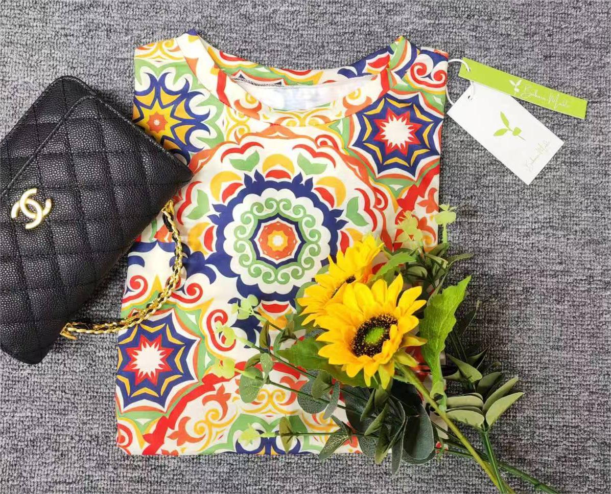 FallStil® - Elegantes Top mit Rundhalsausschnitt