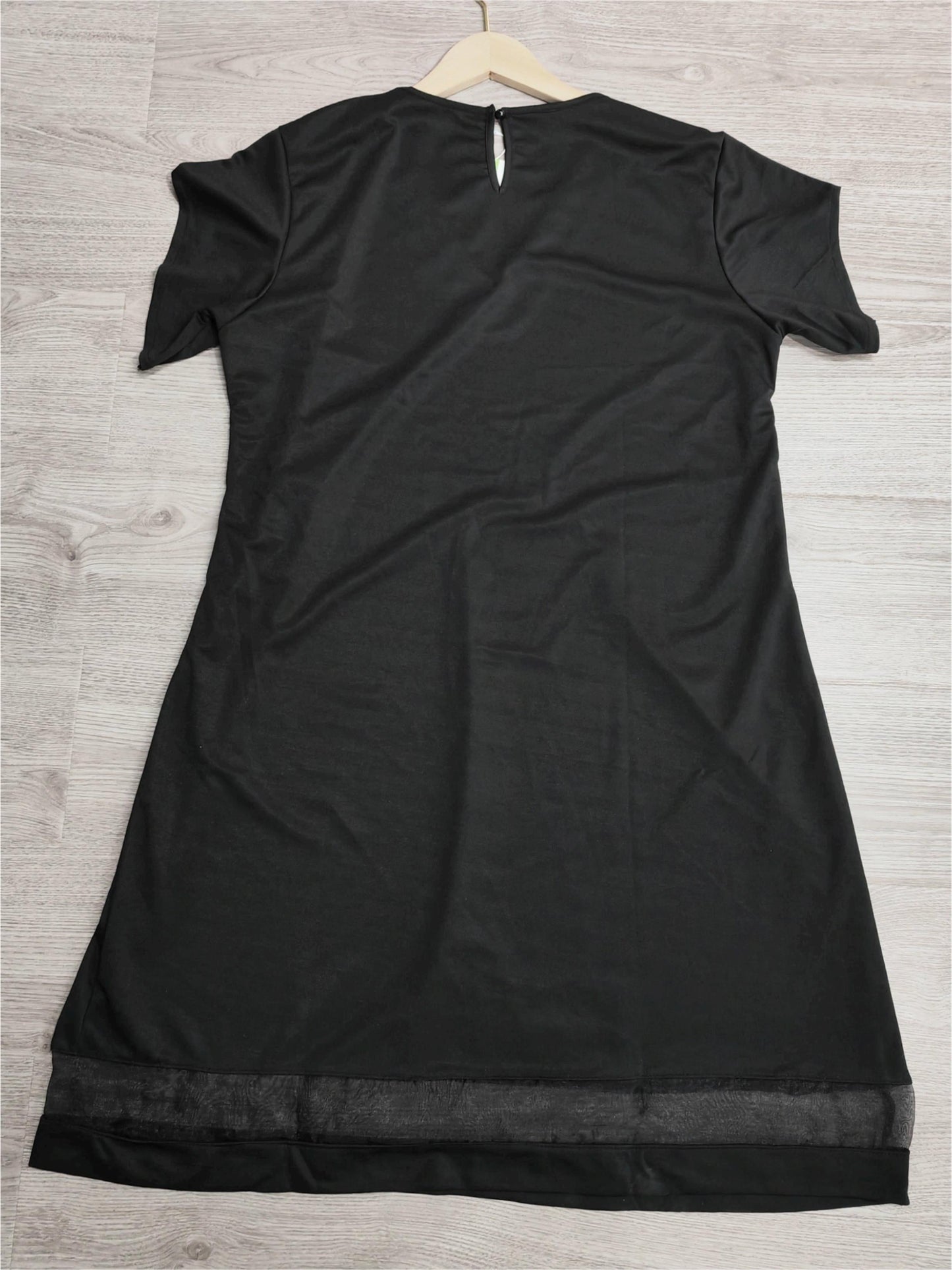 FallStil® - Elegantes Schwarzes Minikleid mit geteilten Ärmeln V-Ausschnitt