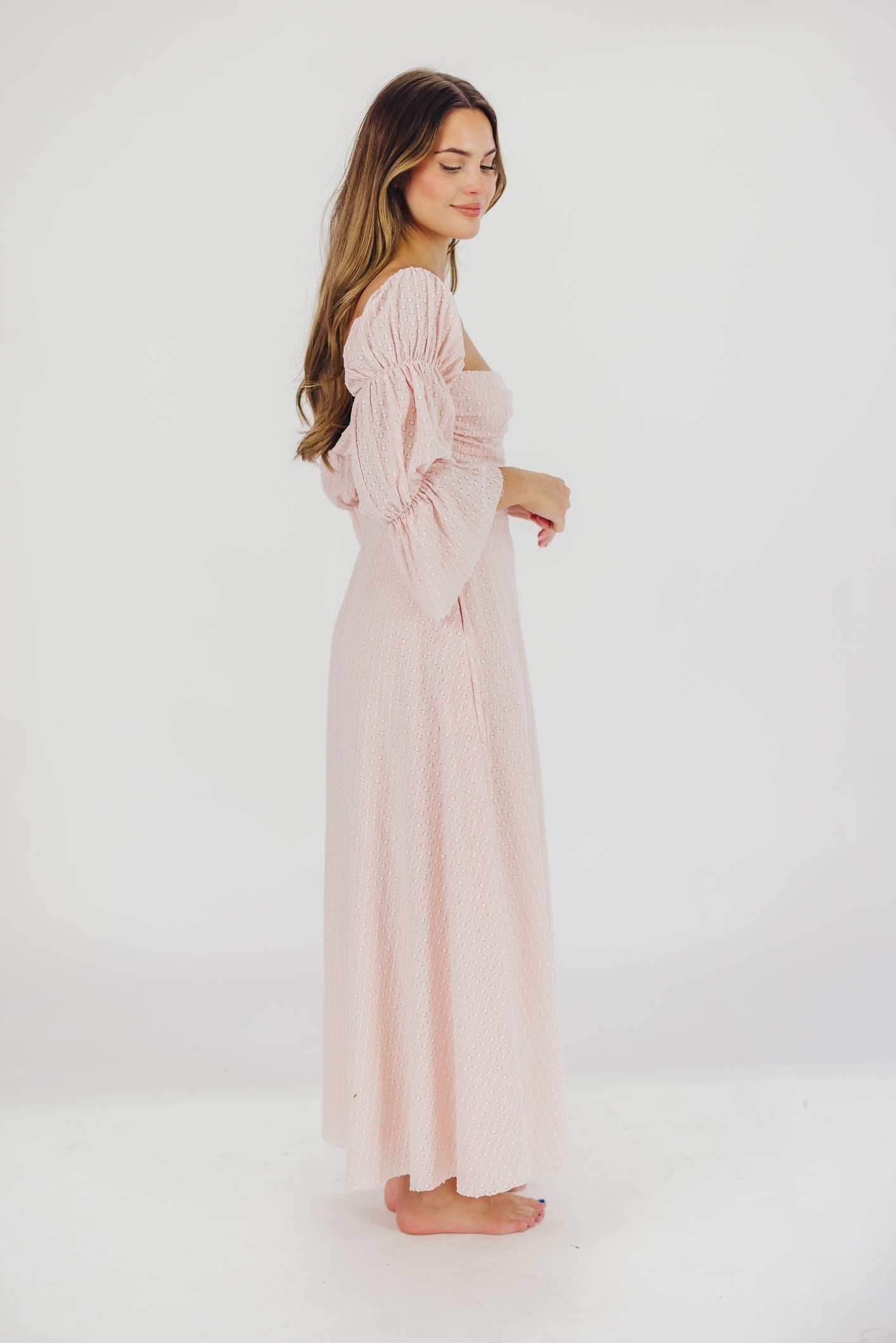 Corrine maxikleid mit gestuften armeln und taschen in ballerina pink - bump friendly