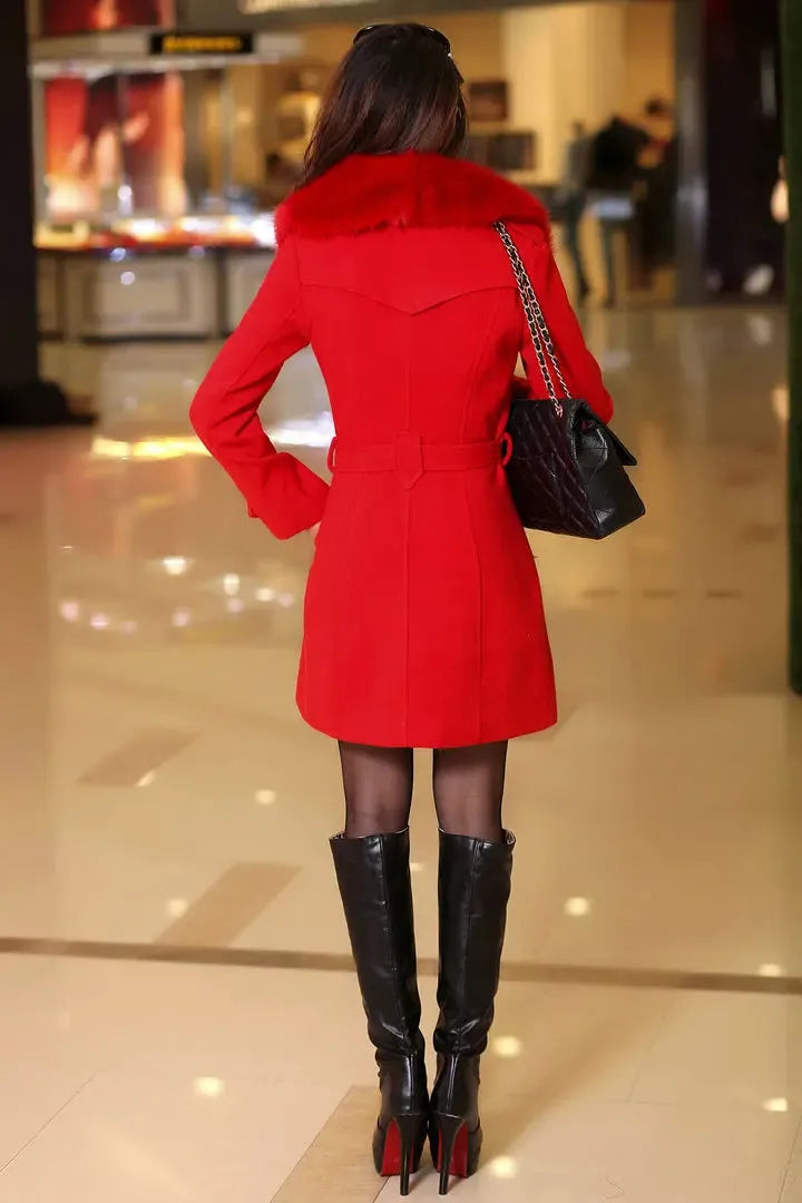 Extravagante Pelzjacken für stilvolle Frauen Herbst/Winter 2024