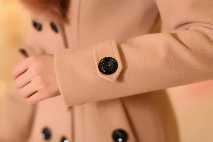 Extravagante Pelzjacken für stilvolle Frauen Herbst/Winter 2024
