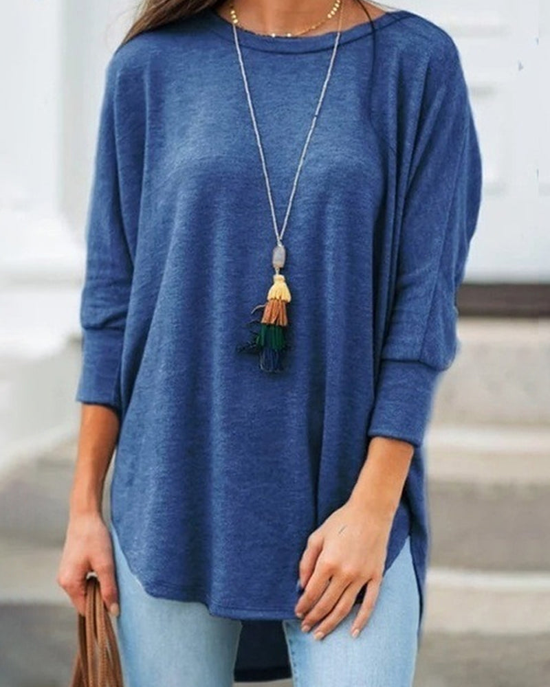 Einfarbiges Strickoberteil mit Rundhalsausschnitt und Dreiviertelärmeln