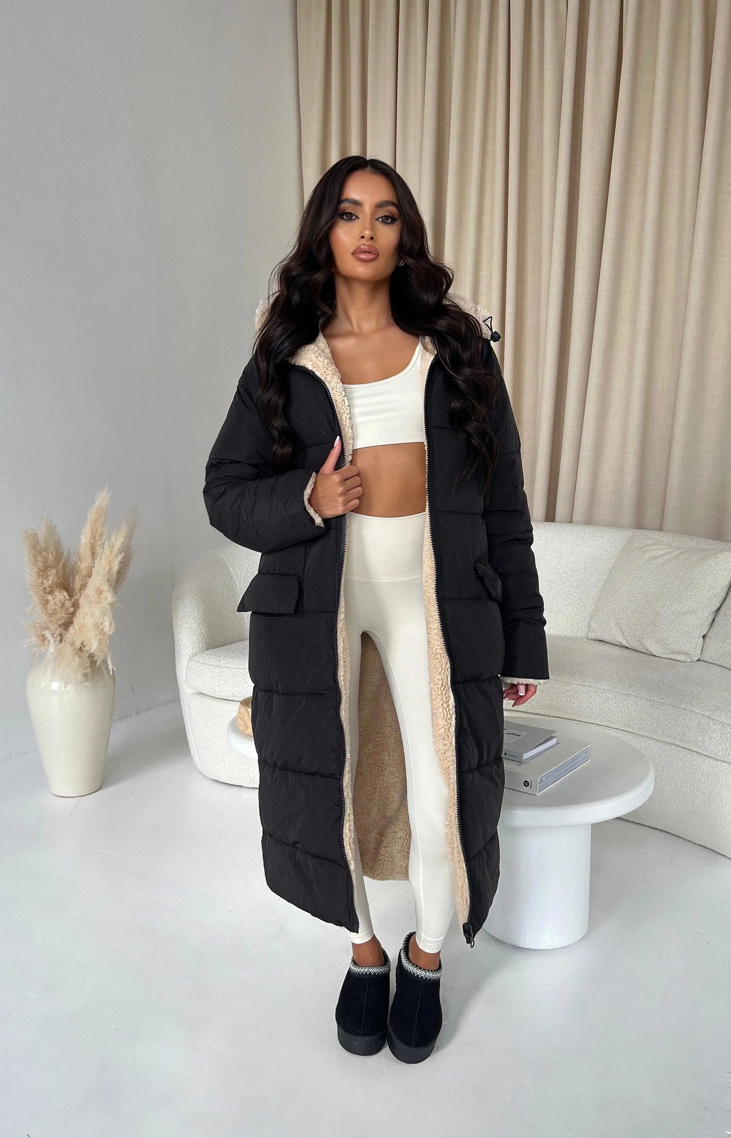 Warmer Frauen Winterparka mit Kapuze – Perfekt für kalte Tage