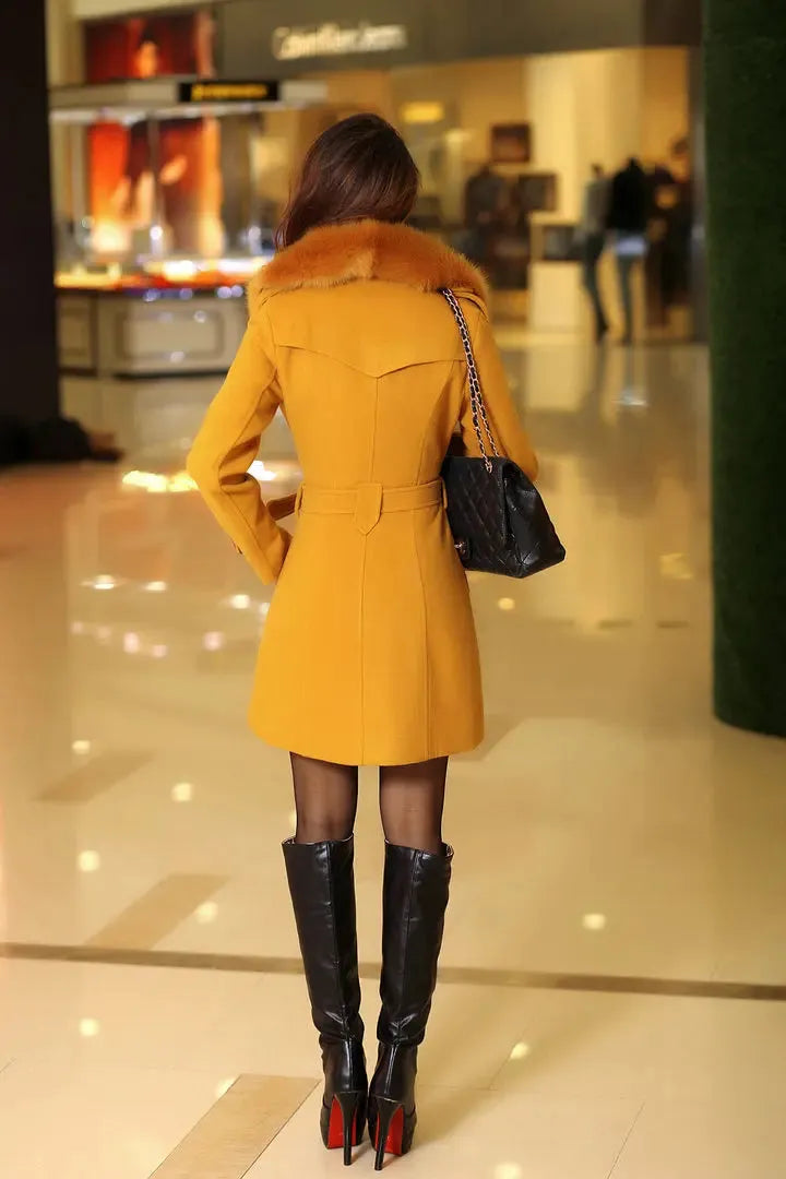 Extravagante Pelzjacken für stilvolle Frauen Herbst/Winter 2024