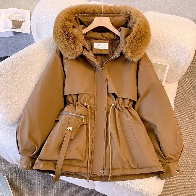 Warmer Frauen-Wintermantel – Eleganz & Stil für kalte Monate