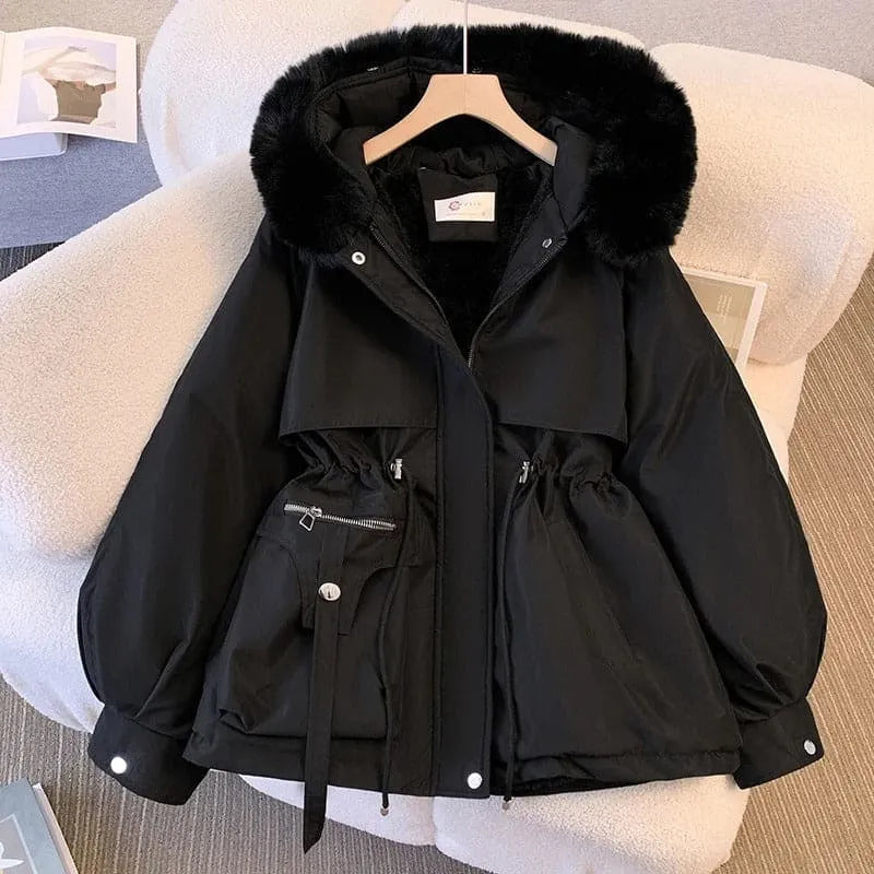 Warmer Frauen-Wintermantel – Eleganz & Stil für kalte Monate