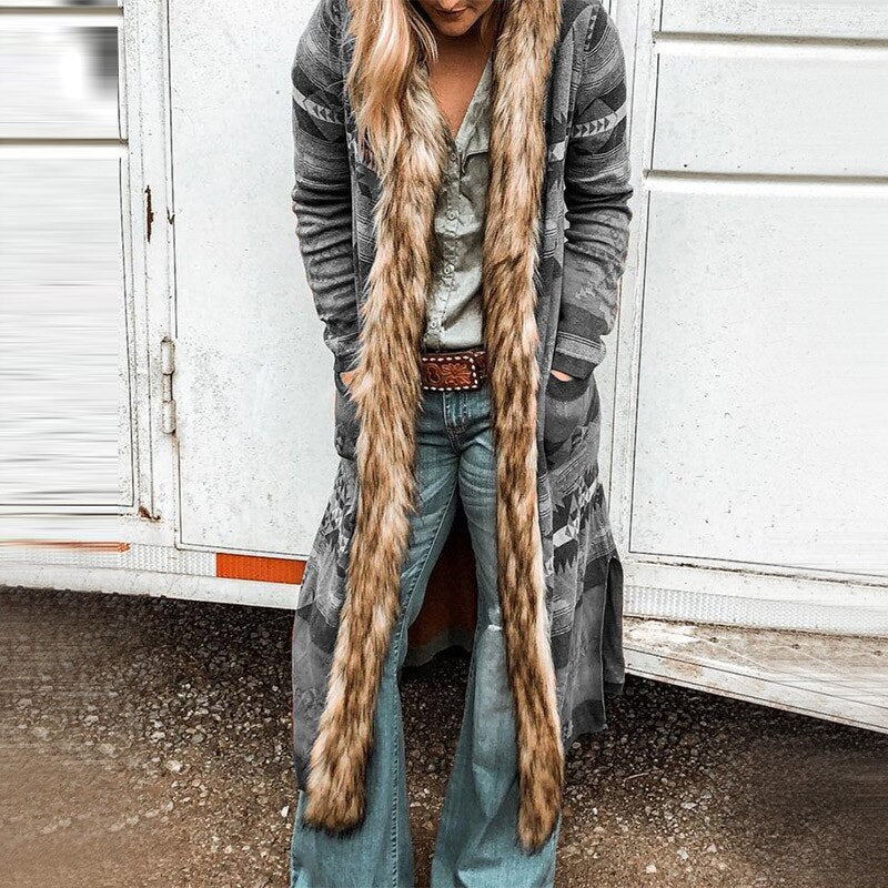 Damen Pelzmantel mit klassischem Design - perfekt für den Winter