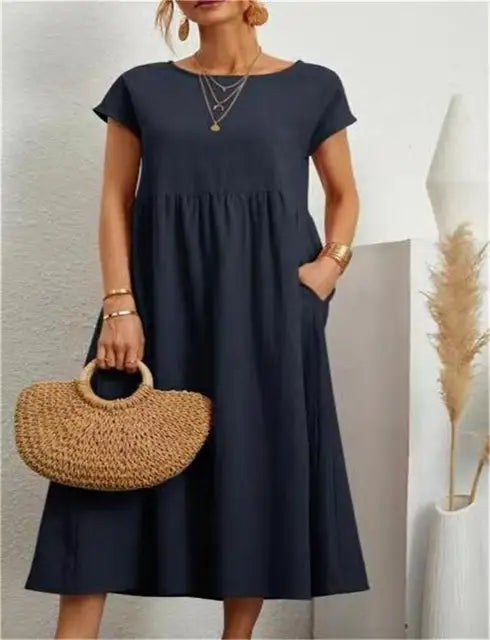 BENTE | ELEGANTES KLEID MIT TASCHEN