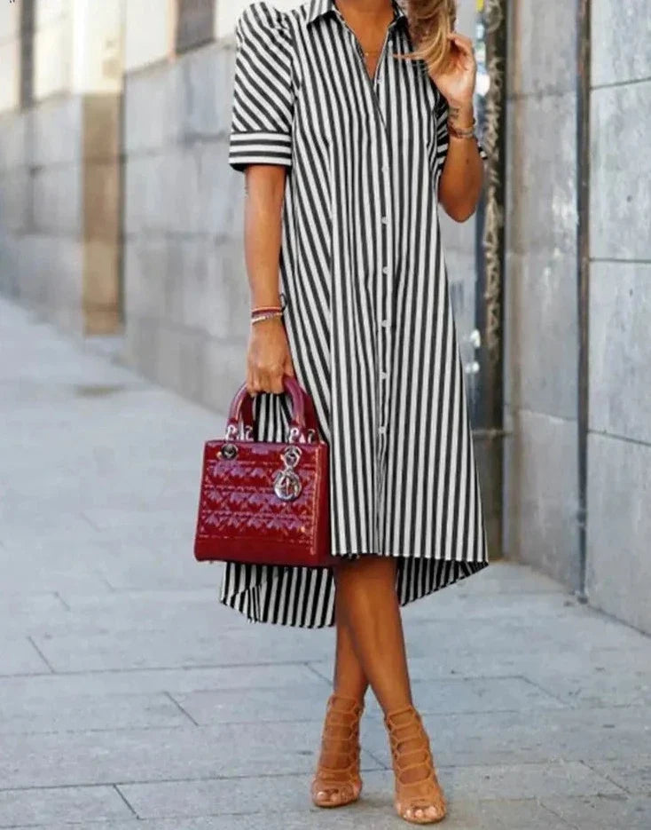 Clara - Gestreiftes Hemdkleid in Schwarz-Weiß