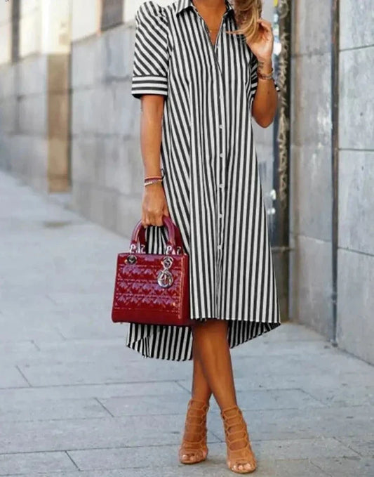 Clara - Gestreiftes Hemdkleid in Schwarz-Weiß