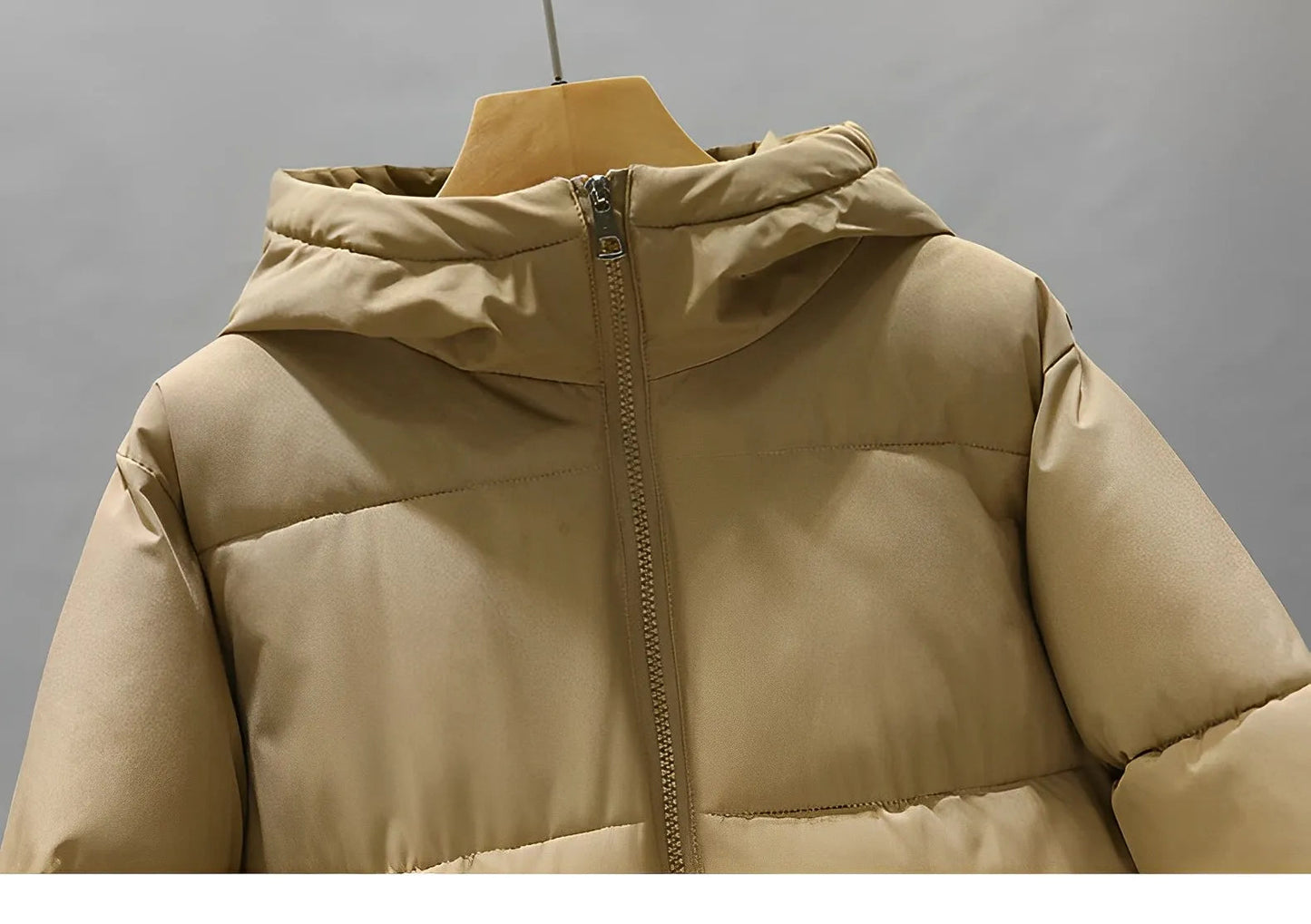 Warmer Frauen-Wintermantel 2024: Eleganter Puffermantel Trend