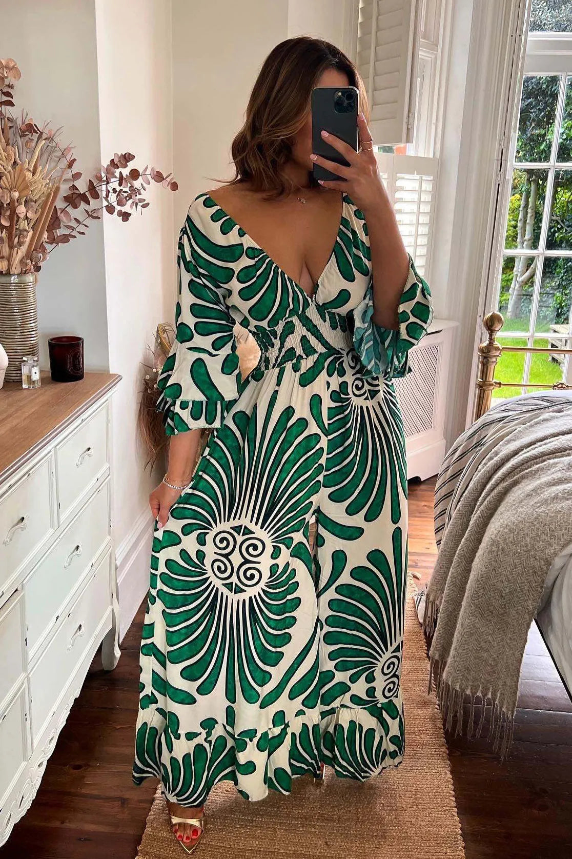 Sara - Jumpsuit mit Volantärmel und Blumen in Vintage