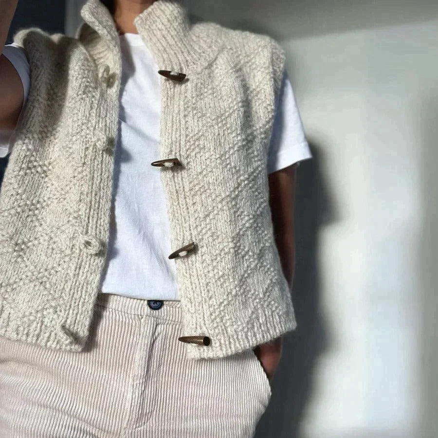 SENNA- Ärmellose Strickjacke