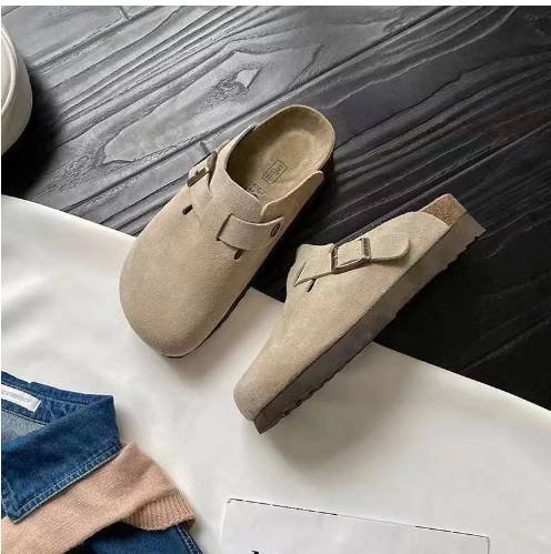 graue Clogs Ansicht von oben