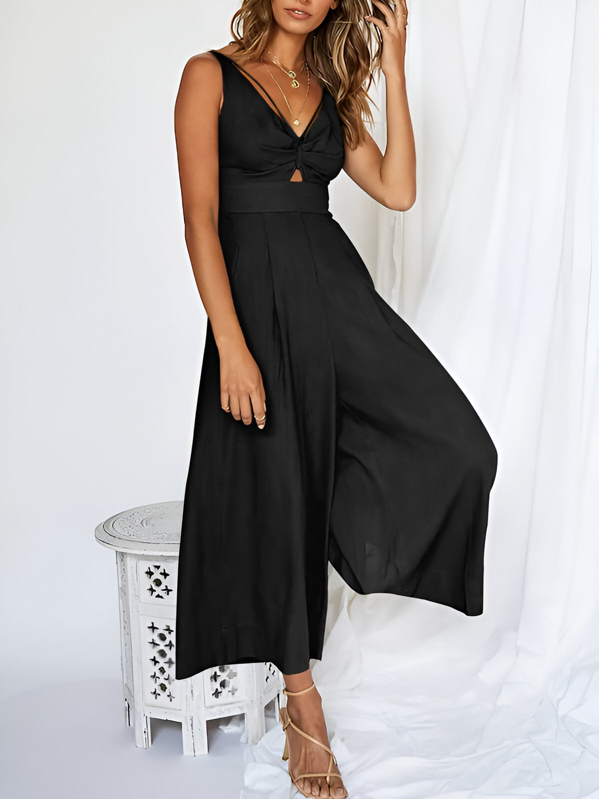 Chicify - Hochtaillierte Jumpsuits