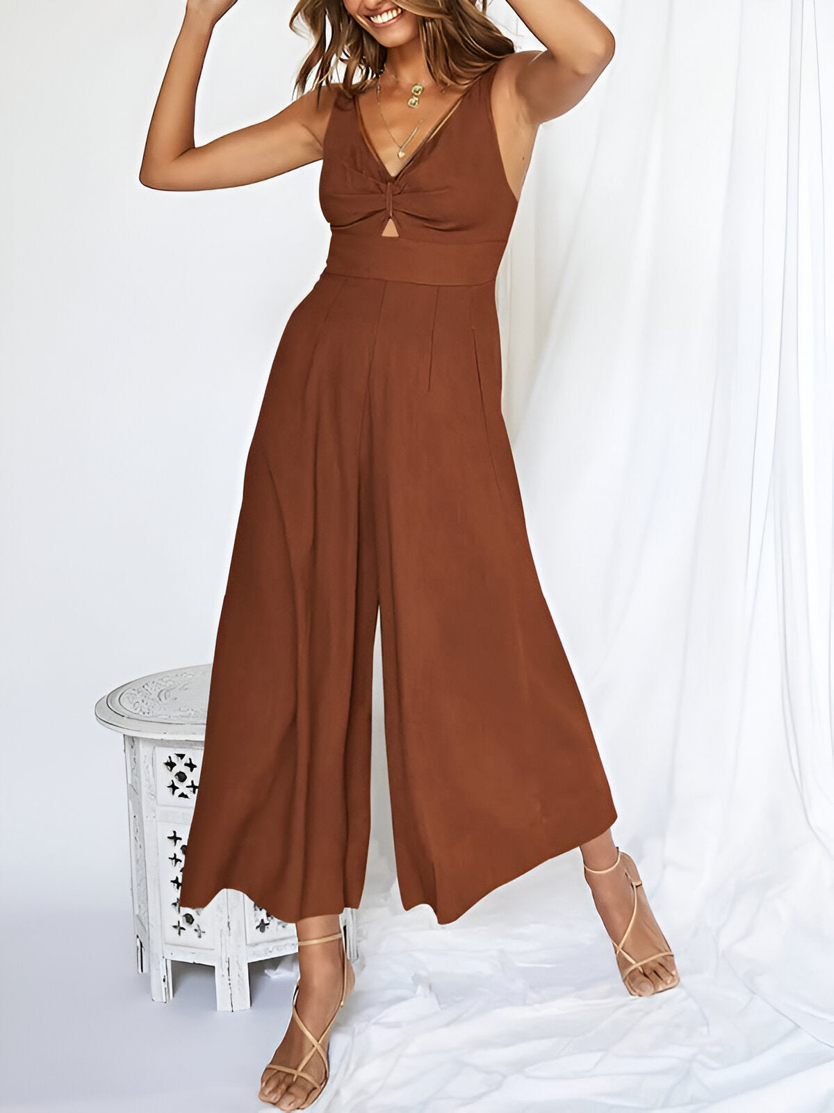 Chicify - Hochtaillierte Jumpsuits
