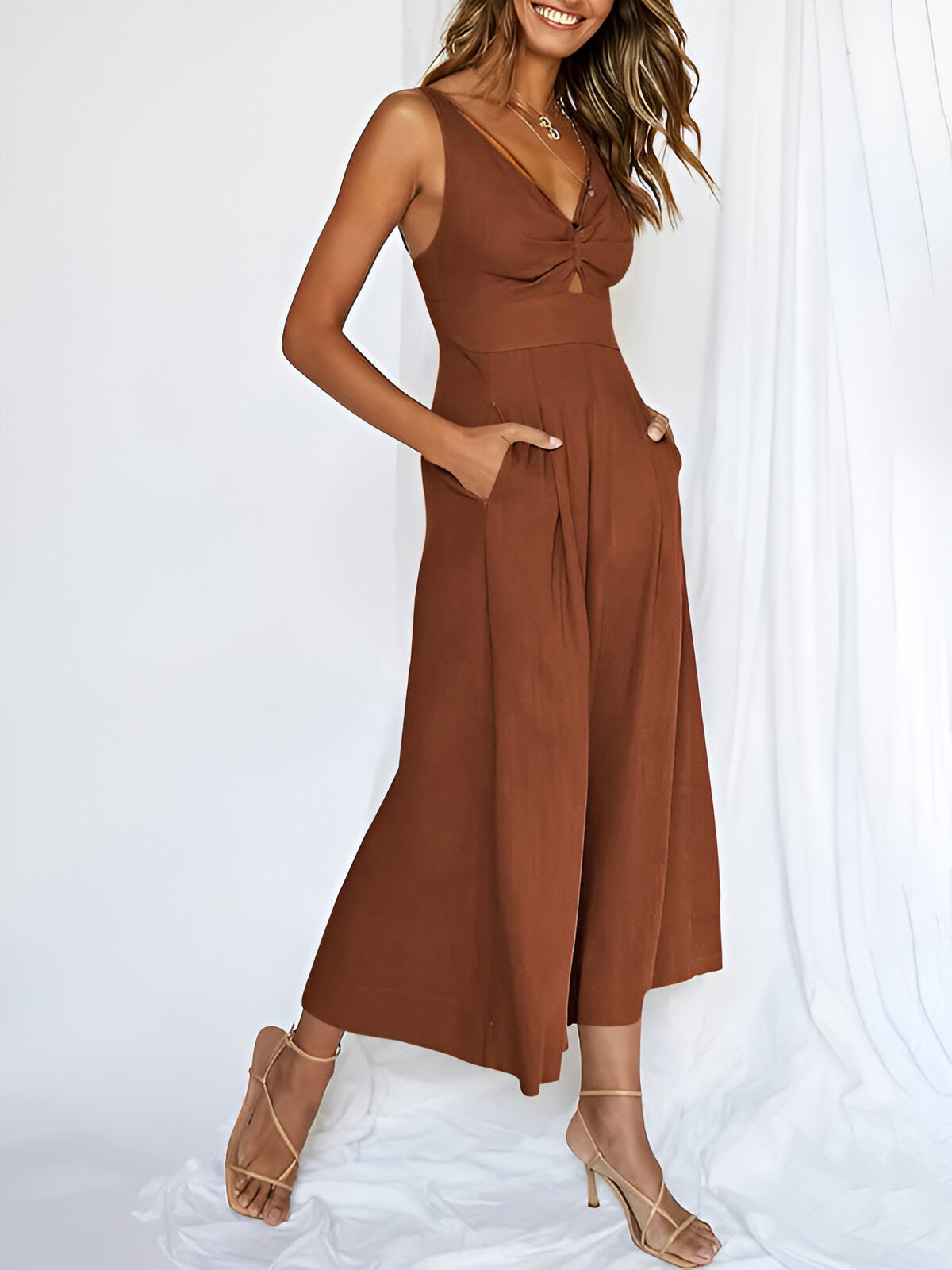 Chicify - Hochtaillierte Jumpsuits