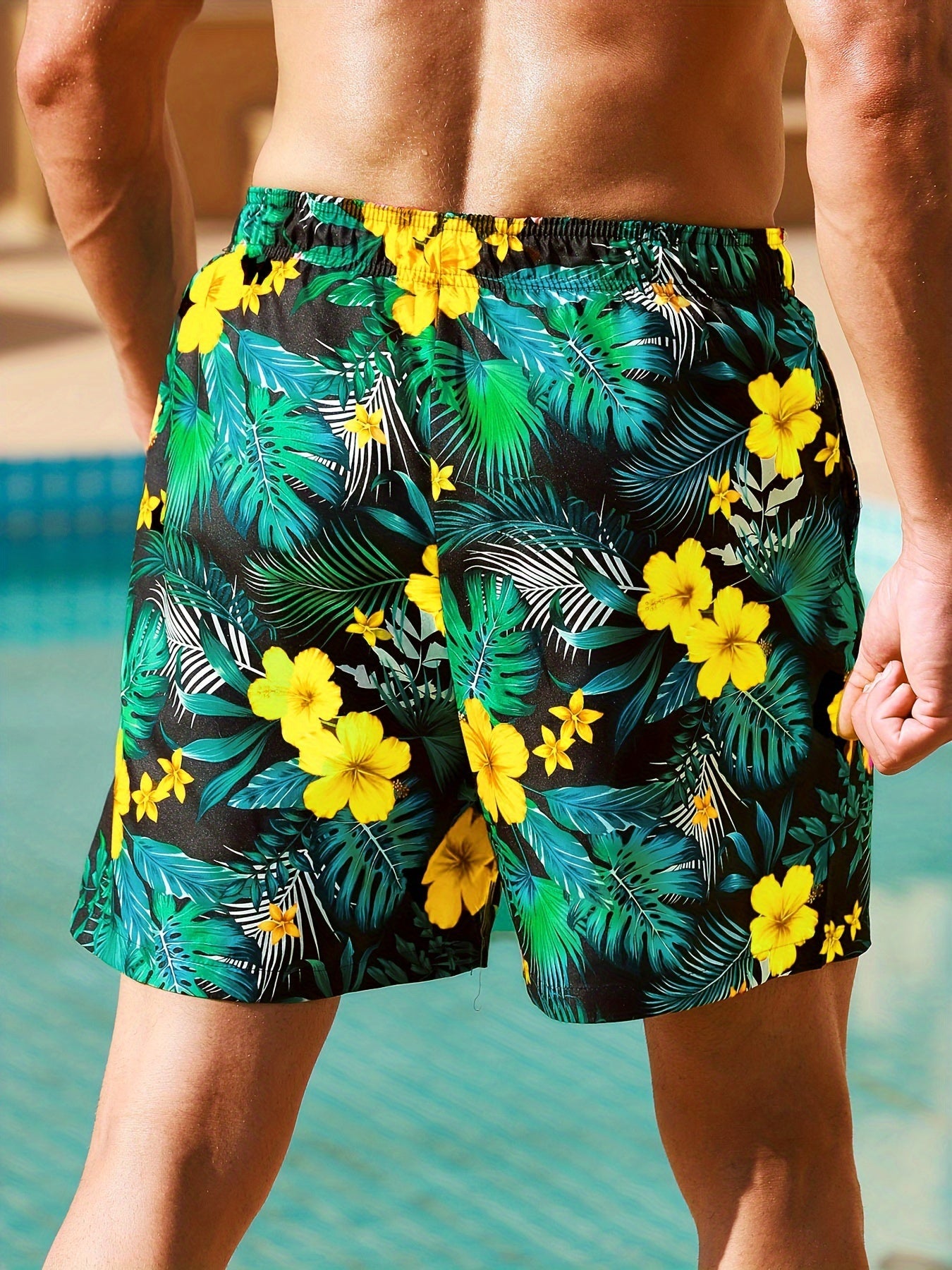 Tropische Shorts mit Blumenmuster - Leo