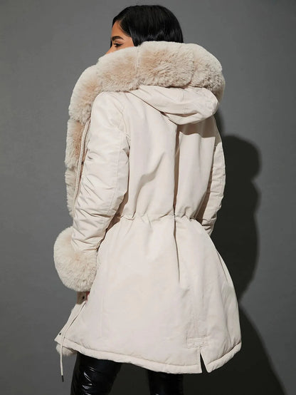 Warmer Frauenwintermantel 2024 mit flauschigem Innenfutter