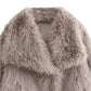 Luxuriöse Frauenjacken mit Pelzdesign - Winter 2024 Kollektion
