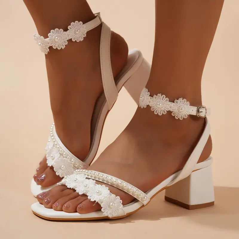 Eleganter Sommerschuh mit kubanischem Absatz - Alvina