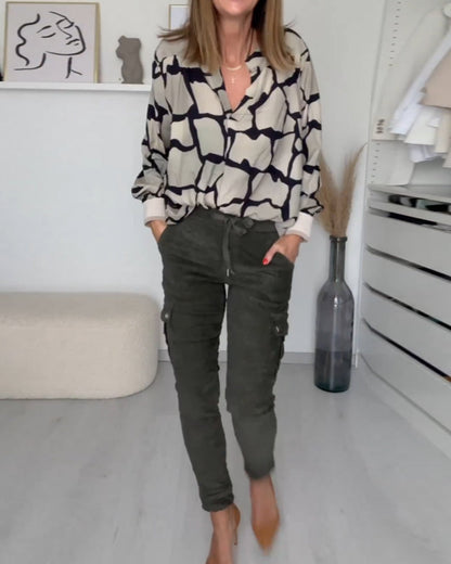 Trendy V Halsdruckbluse