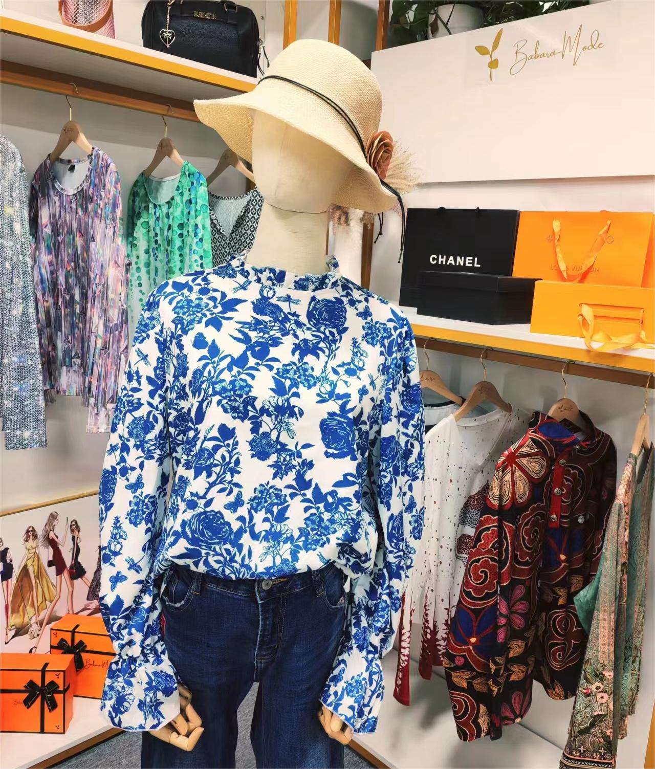 Even&Vil® - Sweet Plant Blaues langärmeliges Top