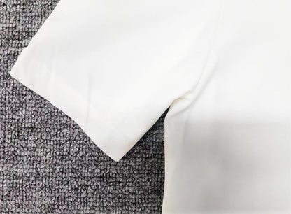 FallStil® - Solides weißes gepufftes kurzärmeliges asymmetrisches Top