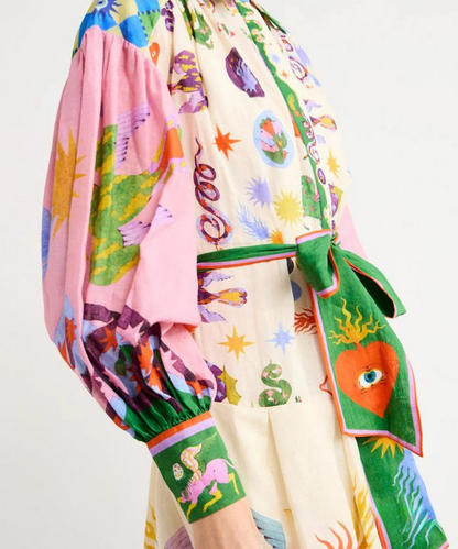 Traditionelles deutsches Kleidungsstück basierend auf Kultur - Belene