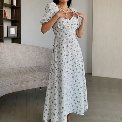 Isabella - Weißes Maxikleid mit Blumenprint