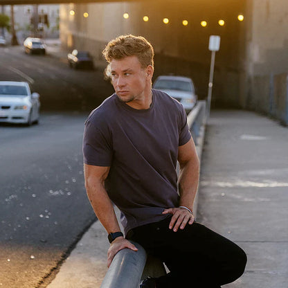 Aaron - eng anliegendes T-Shirt mit athletischem Schnitt