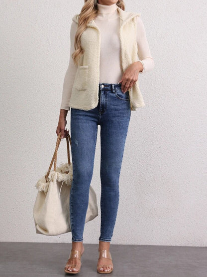 Weißer Körperwärmer