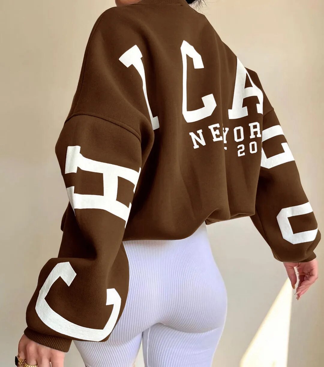 Clarissa | Lässiges Sweatshirt mit Buchstabenmuster