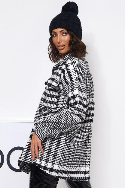 Oversize-Karo-Jacken für Frauen: Trendige Herbst- und Wintermode