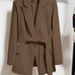 Beiger Blazer mit Taillengürtel und Taschen - Emilia