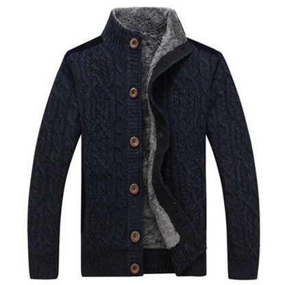 Herren-strickjacke mit plüsch-innenfutter