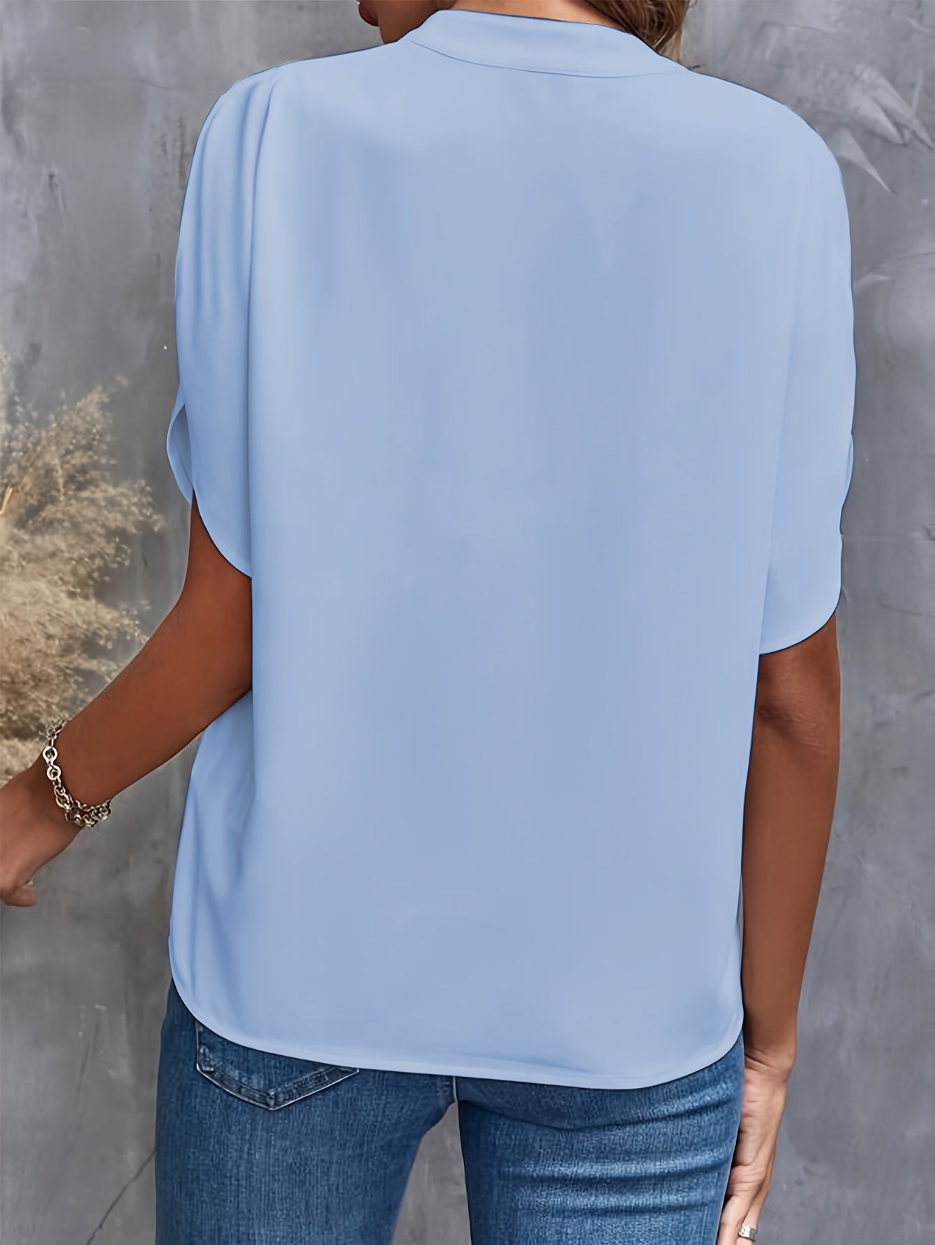 Elegantes V-Ausschnitt-Damen-Top - Hailey