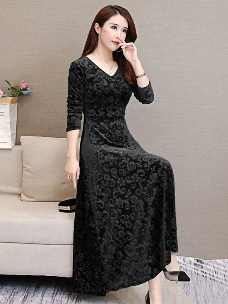 Emma - Elegantes Spitzenkleid in Schwarz