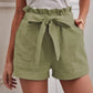 Carla - Schwarze Shorts mit Bindegürtel