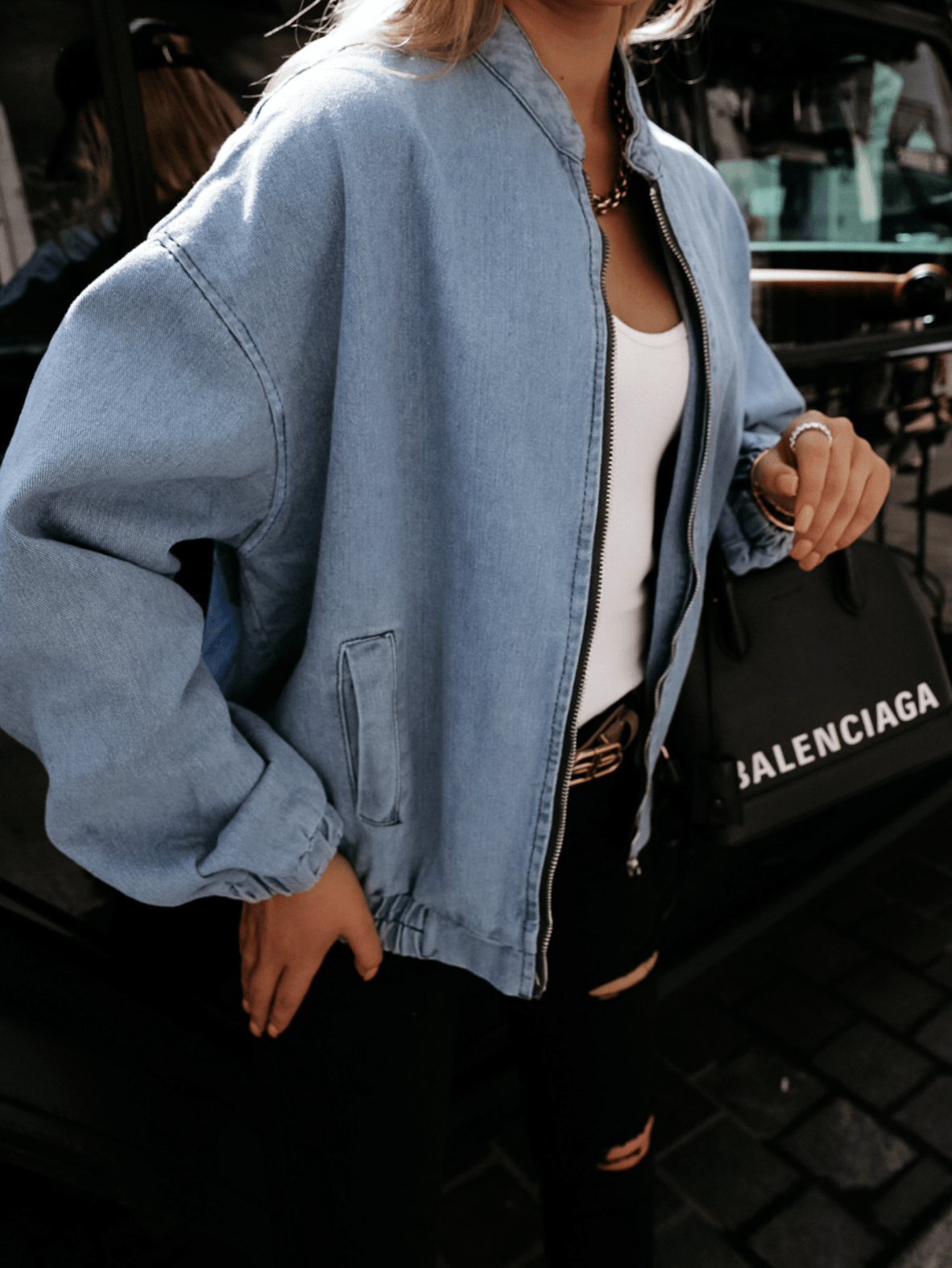 Einzigartige Damenjacke mit außergewöhnlichem Design