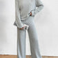 Alice - Gestrickte Hose und Rollkragenpullover