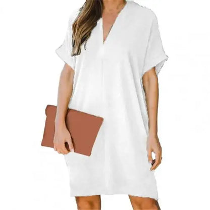 Emilia - Schwarzes Kleid mit Spitzendetail