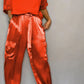 Kleya - Zweiteiliger Anzug aus glattem Satin mit halblangem Oberteil und Hose für Damen