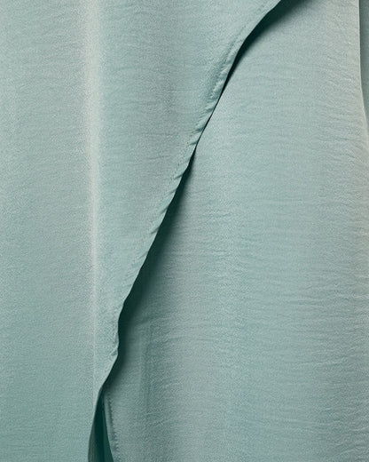 Sara Kleid mit V-Ausschnitt | Das Kleid für Party und Abendessen